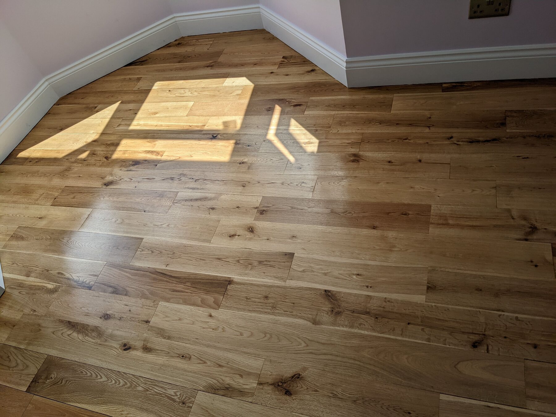 Parquet in rovere chiaro finito
